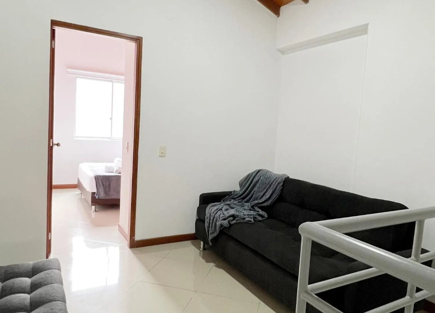 Apto Duplex Nova Con Balcon Medellin 0*,